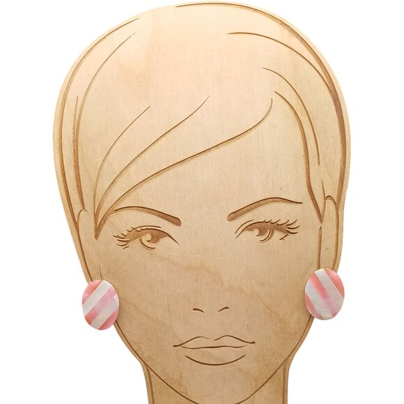 Vintage Oval Mother of Pearl & Pink Shell Striped Inlay Stud Earrings - Picture 3 of 4